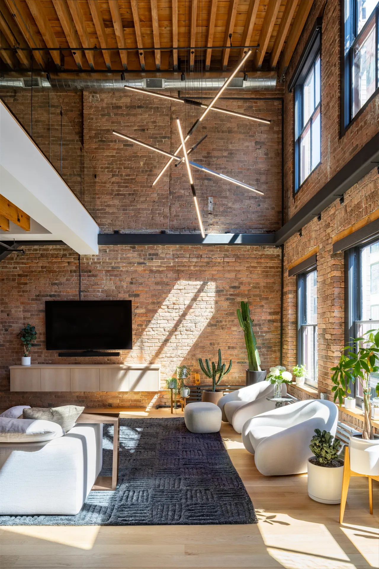 Dearborn Loft — photo 2